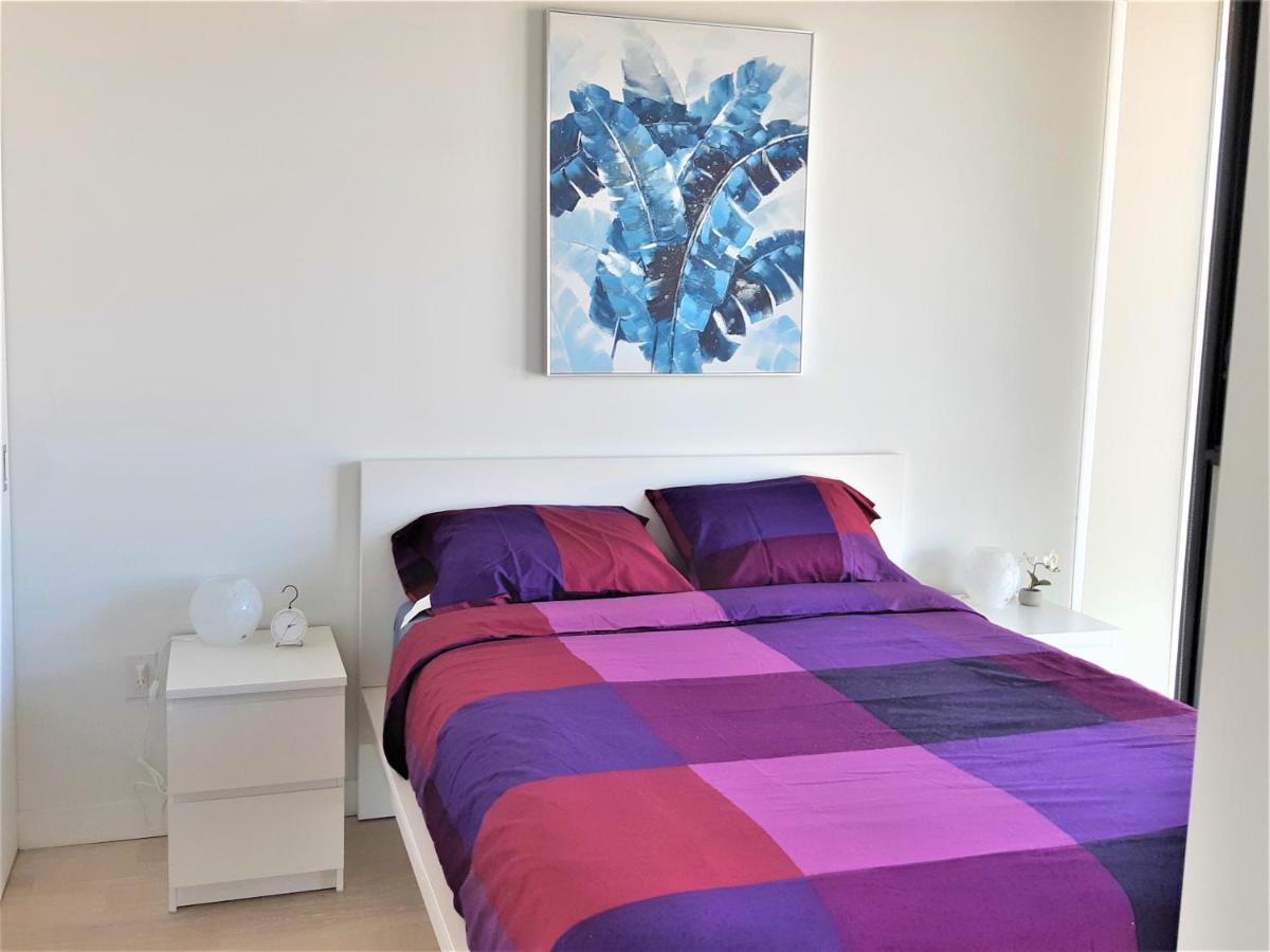 Luxury Skyline Condo In Downtown Free 24/7 Parking ウィニペグ エクステリア 写真